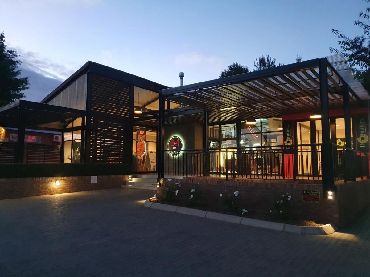 Sleep@84 Hotel Dullstroom Exterior foto